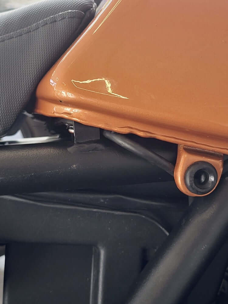 Bench seat for SE BMW K-models with SE rear frame loop