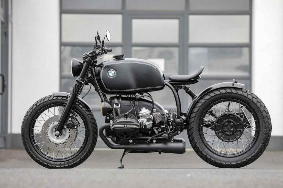 BOBBER サンプル構成 ✚ ブラックエンジンパッケージ✔ スポークホイール✔ オープンエアフィルター✔ 追加ヘッドライト✔