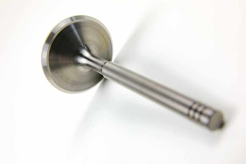 Valvola di scarico tuning bimetallica nitrurata 40mm 45° con stelo da 8mm per R80 R100
