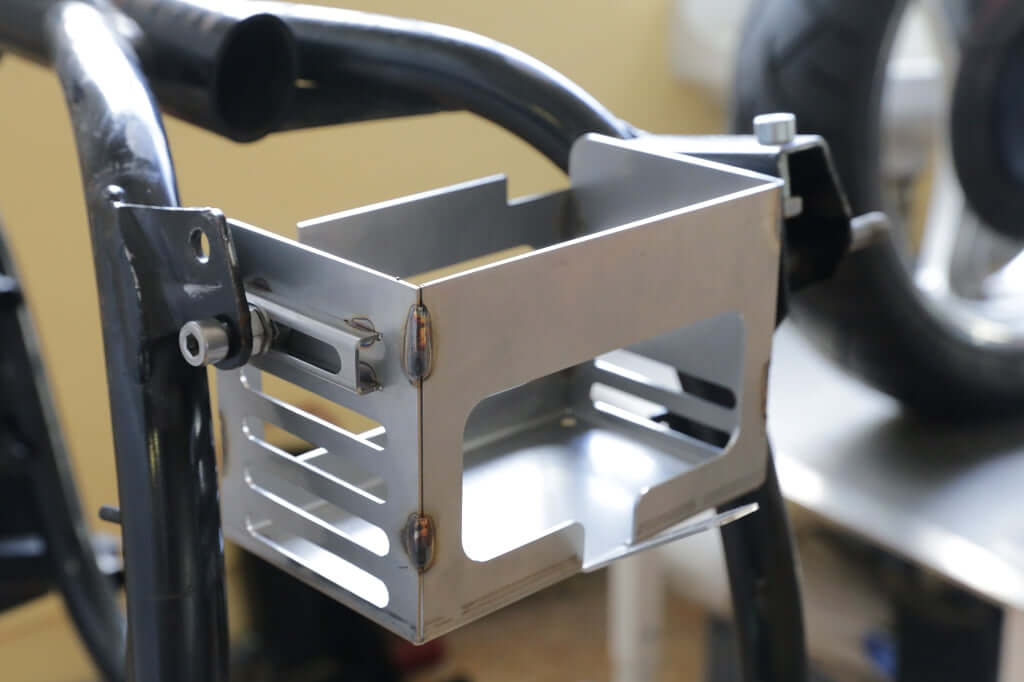 R80R R100R Paralever battery box, black powder-coated for rear mounting