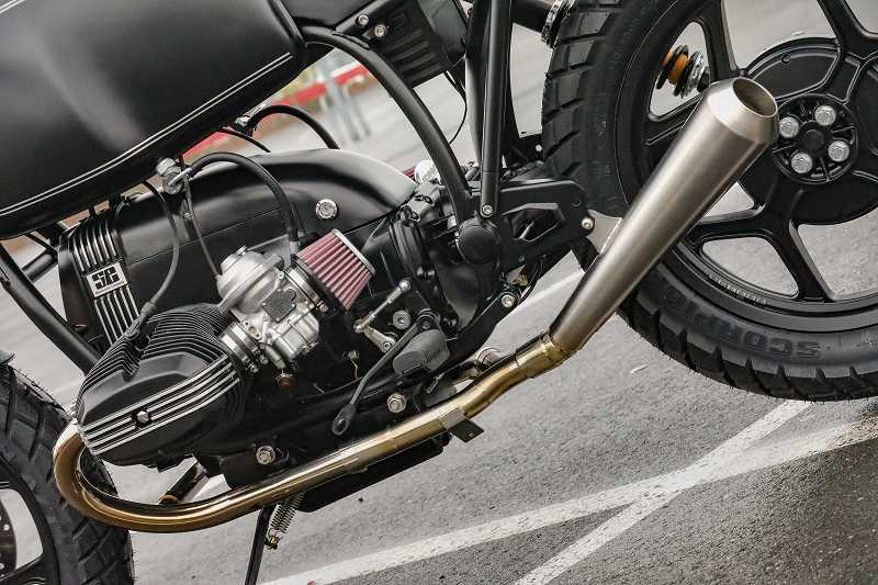 Scarico slip-on 2-1 alto per BMW R65 R80 R100 Monolever con omologazione ABE