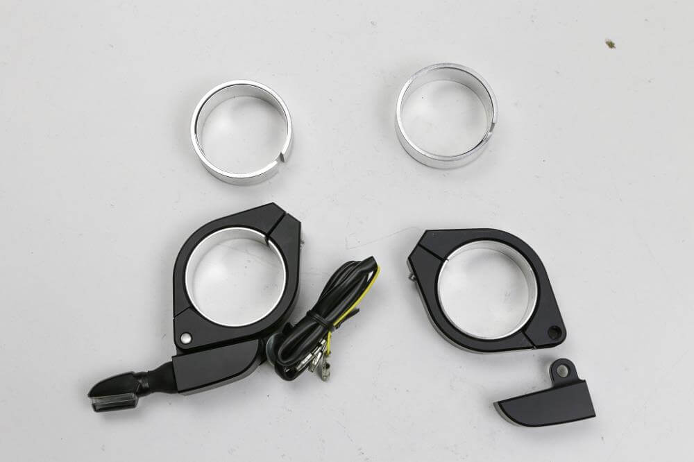 Blinkerhalter Set für Gabelrohre 35-37mm