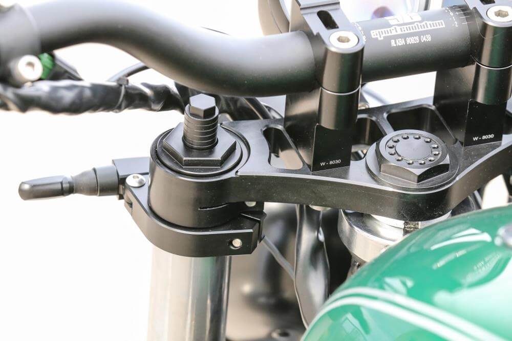 Blinkerhalter Set für Gabelrohre 35-37mm