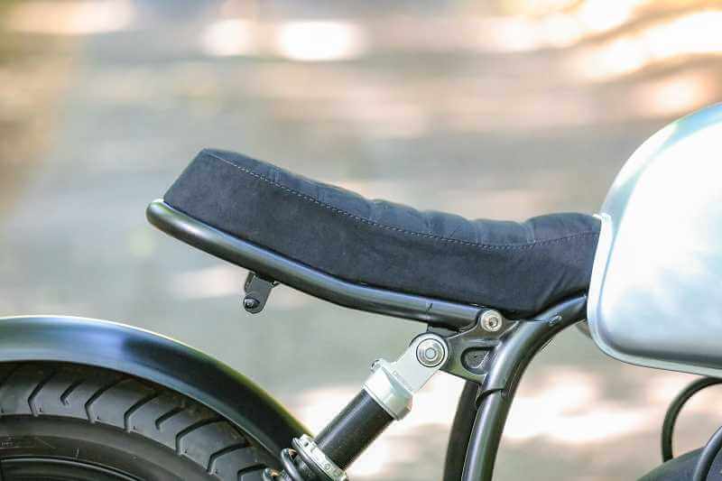 Concept Bike BMW Bobber SE Silver Blade