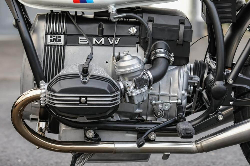 BMW Roadster SE Concept Bike Édition Blanche et Rouge