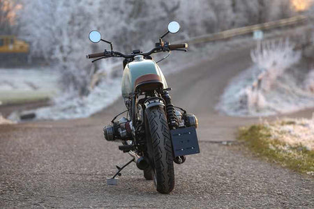 BMW Bobber SE Concept Bike Highbike Edition vert