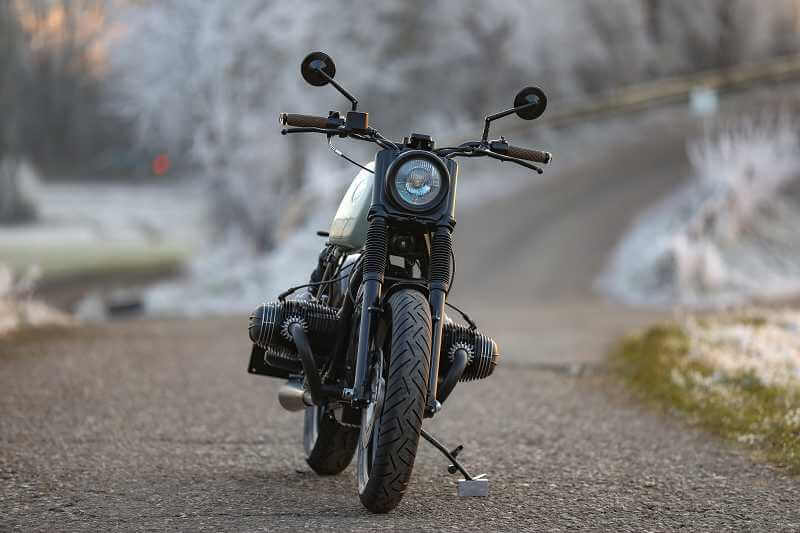 BMW Bobber SE Concept Bike Highbike Edition vert