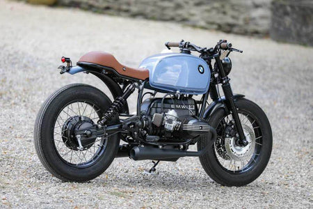 Configurazione esempio Roadster ✚ Pacchetto motore nero✔ Ruote a raggi✔ Filtri aperti✔ Scarico 2-2✔ Parafango Heavy Duty✔