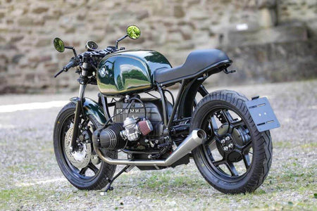 Cafe Racer example configuration ✚ Black engine package✔ Open filters✔ 2-2 exhaust✔ Heavy-duty fender✔ Starter cover✔
