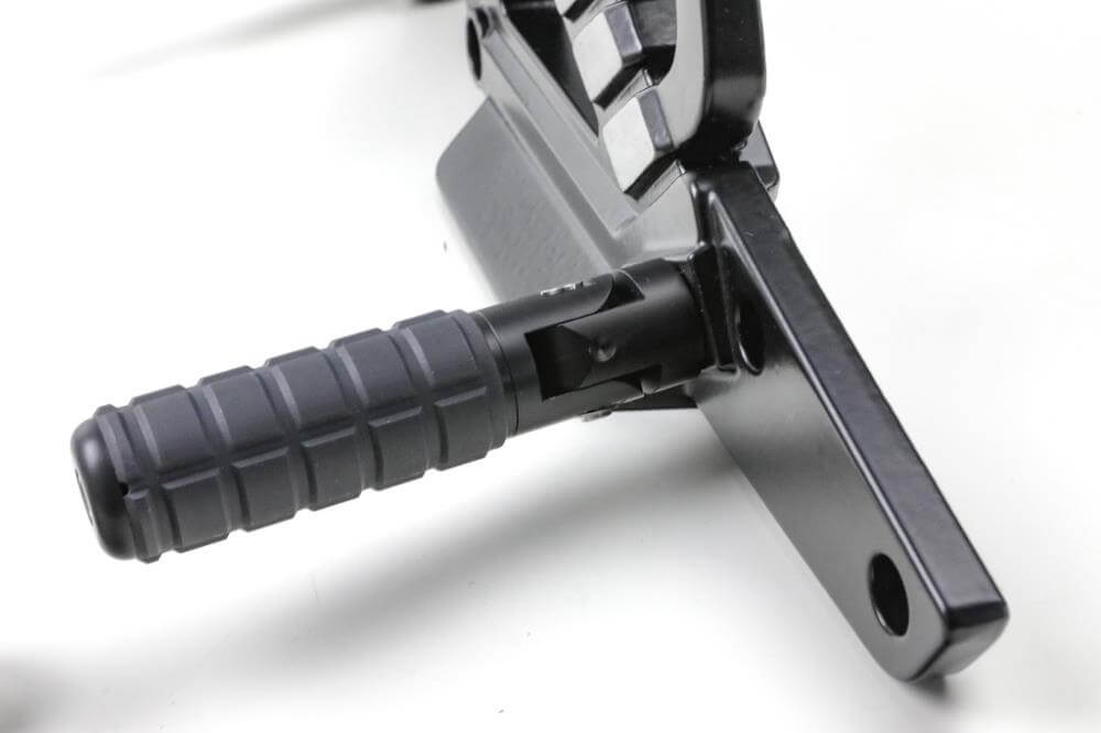 Repose-pieds passager repliables SE en aluminium usiné CNC