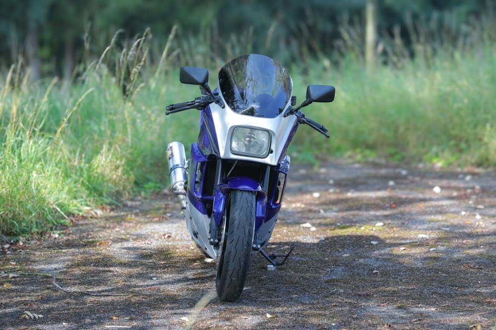 Kawasaki GPZ 900R Superbike avec 1030cc