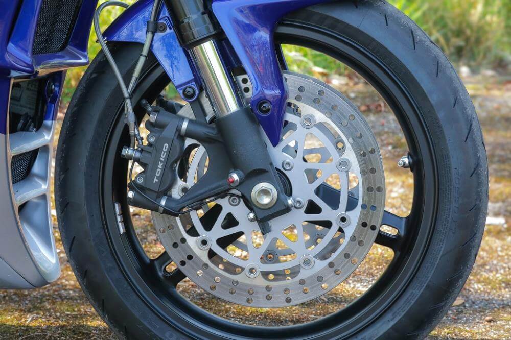 Kawasaki GPZ 900R Superbike avec 1030cc