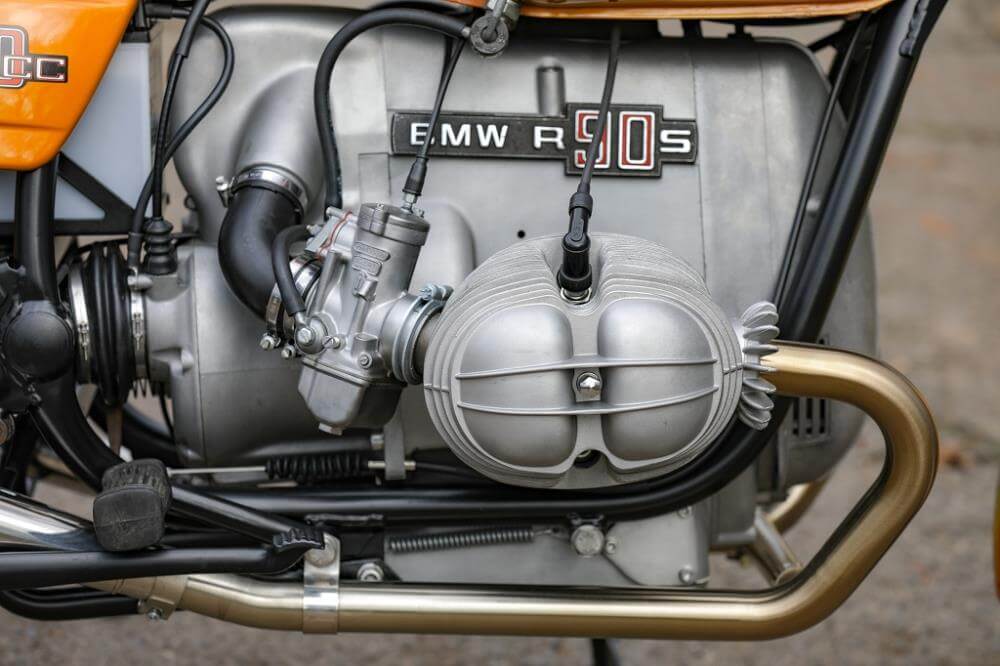 BMW R90 S complete restoration