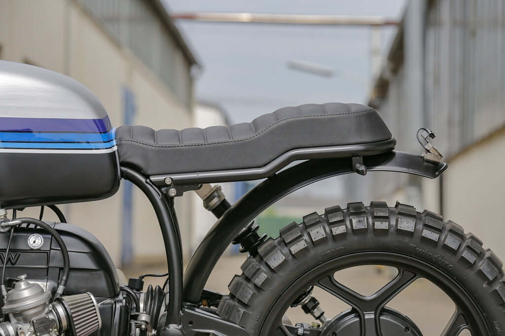 BMW R65 R80 R100 モノレバー用 1人乗りステップ付きリアコンバージョンキット（自立型、TÜV認証取得済み）