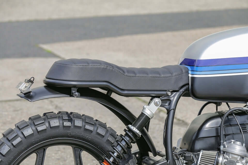 BMW R65 R80 R100 モノレバー用 1人乗りステップ付きリアコンバージョンキット（自立型、TÜV認証取得済み）