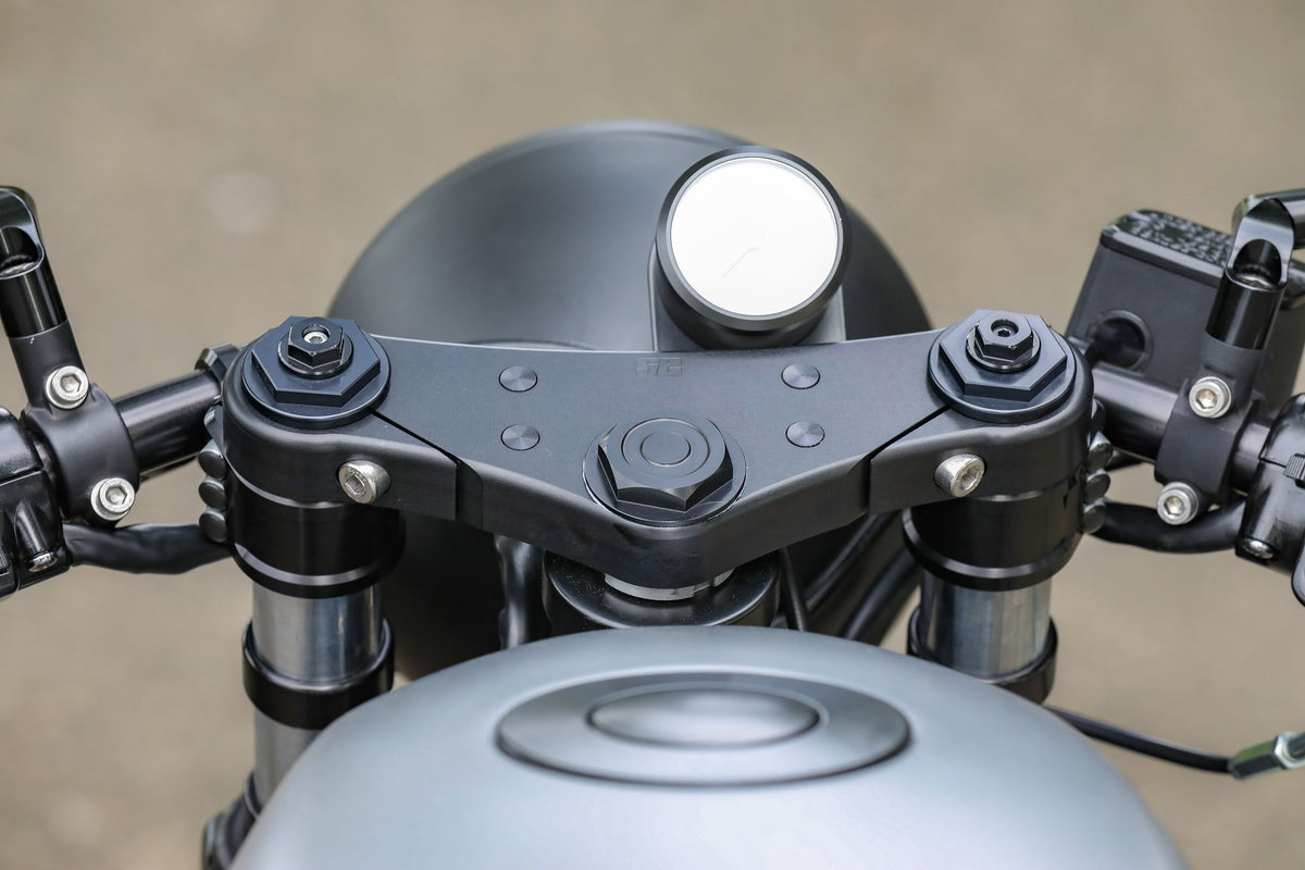 BMW R100 Cafe Racer SE Concept Bike Silver