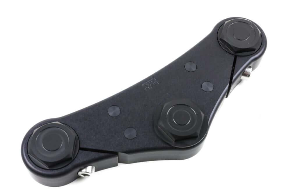 Optional 38.5mm monolever triple clamp for clip-on handlebars with TÜV approval