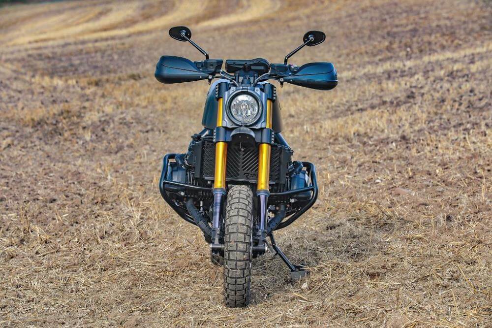 BMW R1200R Scrambler Motorrad Komplett-Umbau without limits